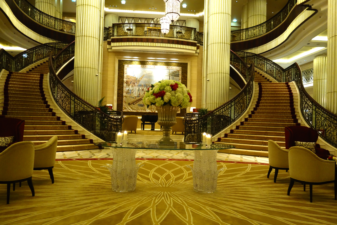 Hotel Review: St Regis Abu Dhabi