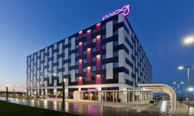 Review: Moxy Vienna Airport